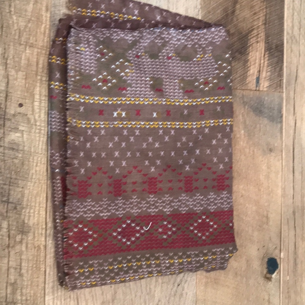 Designed scarf